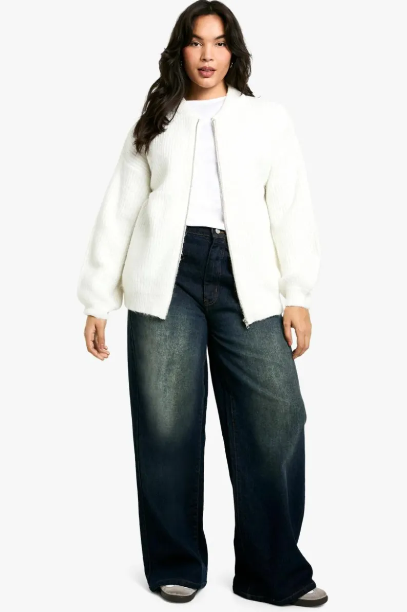 Cardigans|Up To 80% Off Winter Warmers*boohoo Plus Oversized Zip Through Knitted Bomber Jacket off white