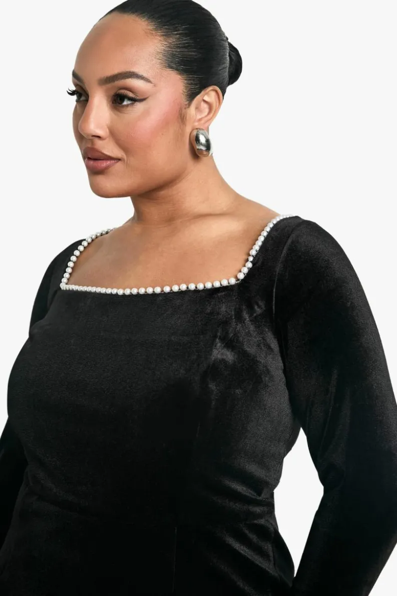 Skater Dresses|Mini Dresses*boohoo Plus Pearl Square Neck Skater Dress black