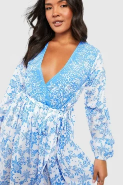 Wrap Dresses*boohoo Plus Porcelain Wrap Tie Belt Maxi Dress blue