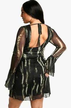 Mini Dresses*boohoo Plus Printed Ruffle Shift Dress black
