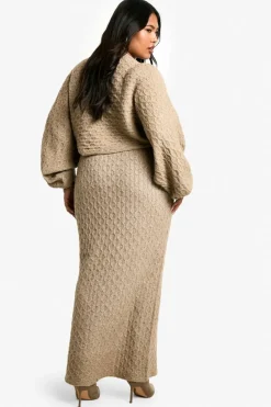 Up To 80% Off Winter Warmers*boohoo Plus Soft Cable Twist Front Crop Jumper And Maxi Skirt Set mocha
