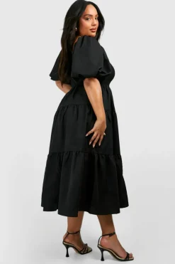 Smock Dresses*boohoo Plus Tiered Shirred Midaxi Smock Dress black