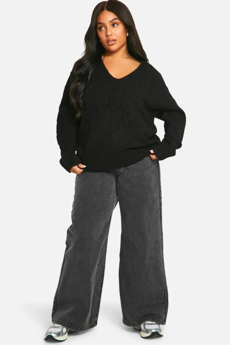 Jumpers*boohoo Plus V Neck Soft Knit Cable Jumper black