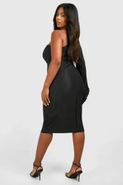 Midi Dresses*boohoo Plus Wide Plisse Cape Sleeve Detail Midi Dress black