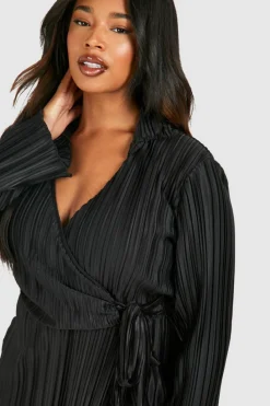 Shirt Dresses|Wrap Dresses*boohoo Plus Wide Plisse Wrap Shirt Dress black