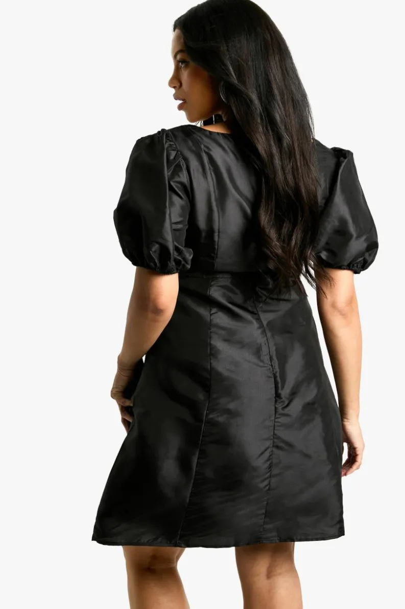 Skater Dresses*boohoo Plus Woven Pleated Detailpuff Sleeve Skater Dress black