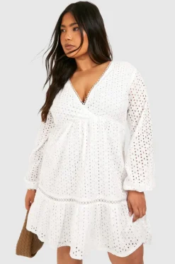 Smock Dresses*boohoo Plus Woven Broderie V Neck Long Sleeve Smock Dress white