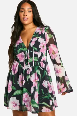 Skater Dresses*boohoo Plus Woven Chiffon Floral Milkmaid Skater Dress black