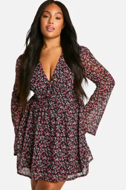 Skater Dresses|Mini Dresses*boohoo Plus Woven Floral Milkmaid Skater Dress black