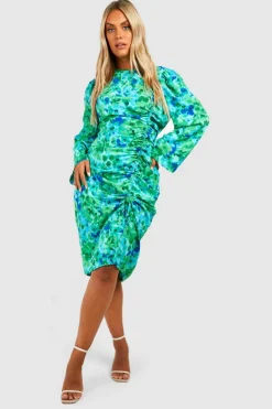 Midi Dresses*boohoo Plus Woven Floral Ruched Midi Dress green