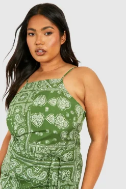 Smock Dresses*boohoo Plus Woven Paisley Print Strappy Mini Dress green