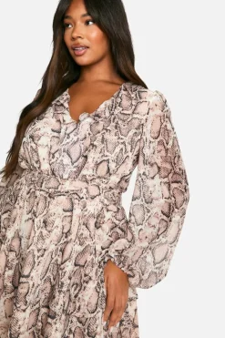 Smock Dresses*boohoo Plus Woven Print Ruffle Skater Dress snake