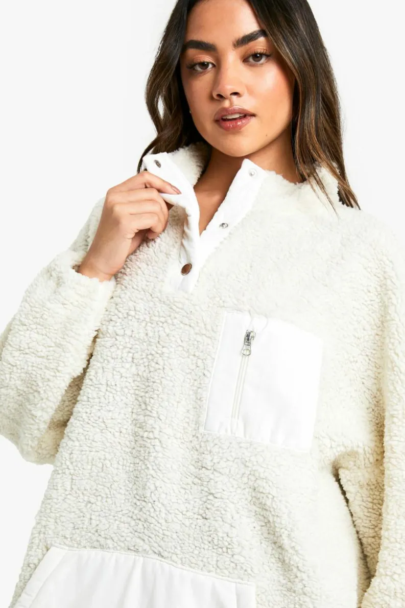 Sweatshirts|Hoodies & Sweatshirts*boohoo Popper Funnel Neck Oversized Borg Sweatshirt cream