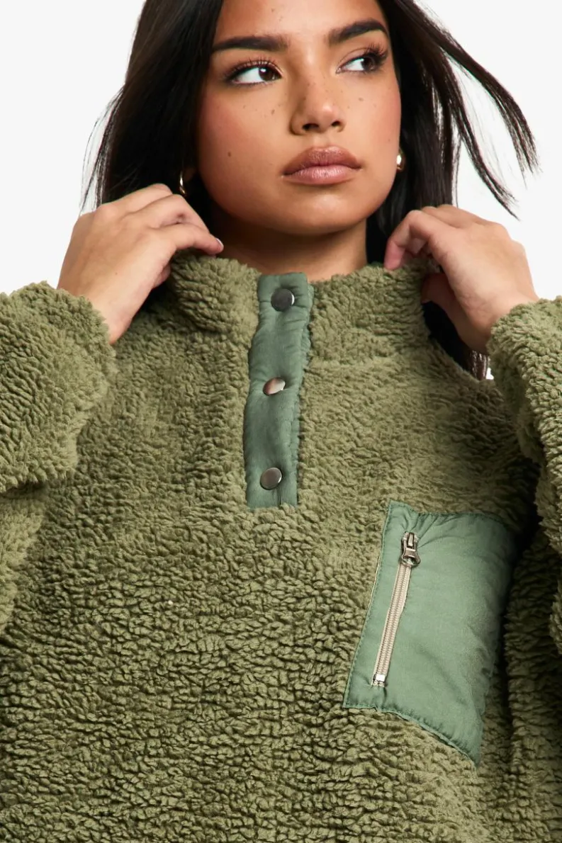Sweatshirts|Hoodies & Sweatshirts*boohoo Popper Funnel Neck Oversized Borg Sweatshirt sage