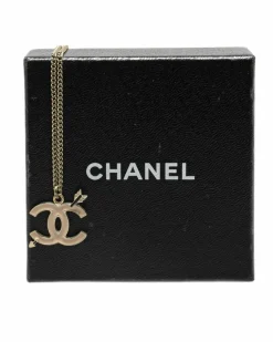 Necklaces*Chanel Preloved CC Arrow Pendant Necklace Gold