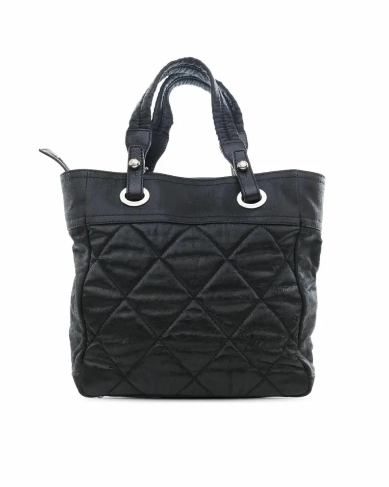 Tote Bags*Chanel Preloved Chic Quilted Tote Bag with Nylon Trim and Zip Closure Black