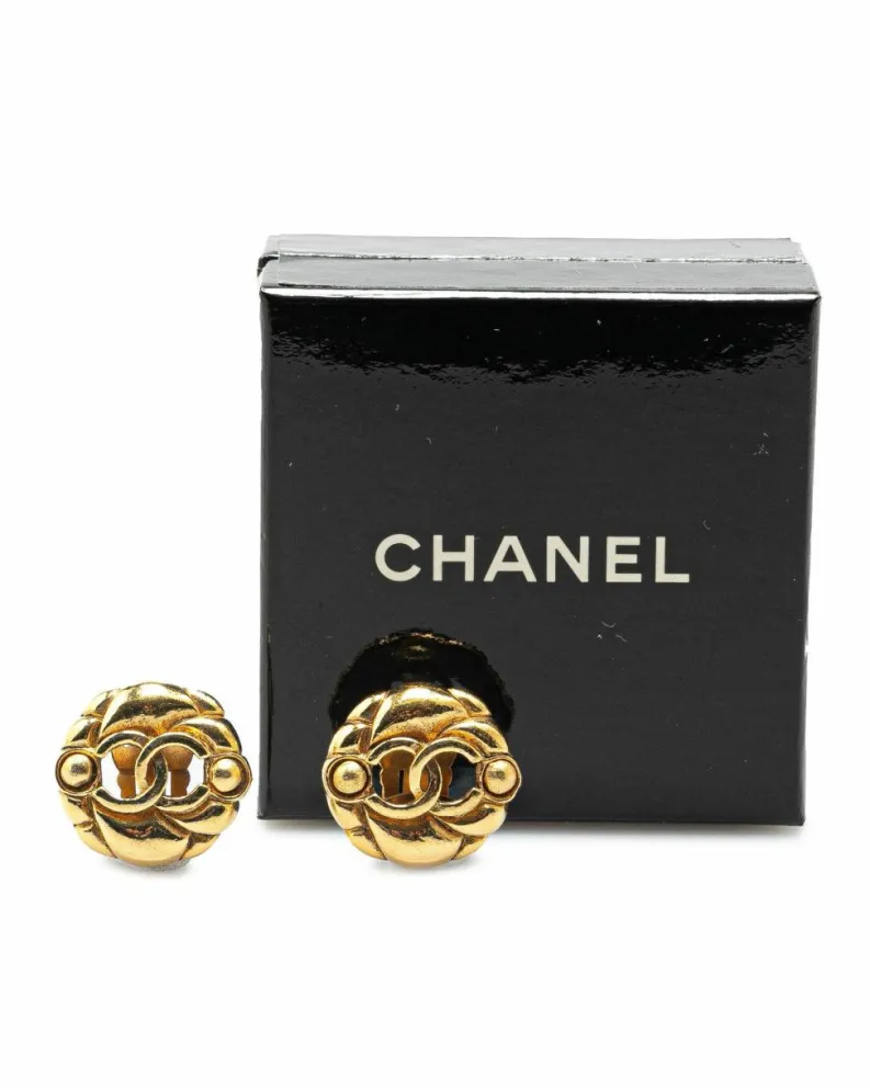 Earrings*Chanel Preloved Plated Clip On Earrings with CC Design Gold