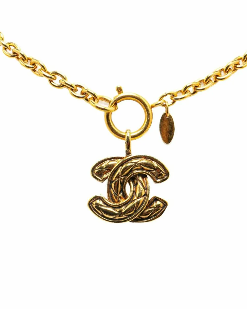 Necklaces*Chanel Preloved Plated Quilted Pendant Necklace Gold