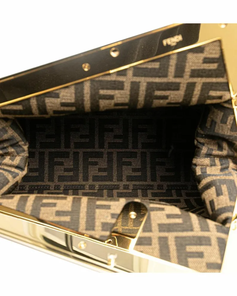 Shoulder Bags*Fendi Preloved Leather Shoulder Bag with Detachable Strap and Clasp Closure Pink
