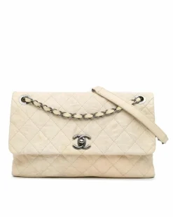 Shoulder Bags*Chanel Preloved Quilted Calfskin Shoulder Bag with CC Turn-Lock Closure White