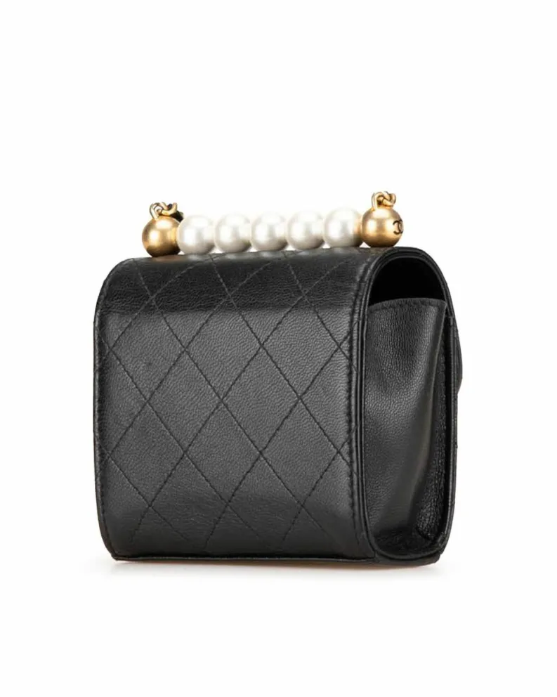 Clutch Bags*Chanel Preloved Quilted Goatskin Leather Clutch with Faux Pearl Detail and Black