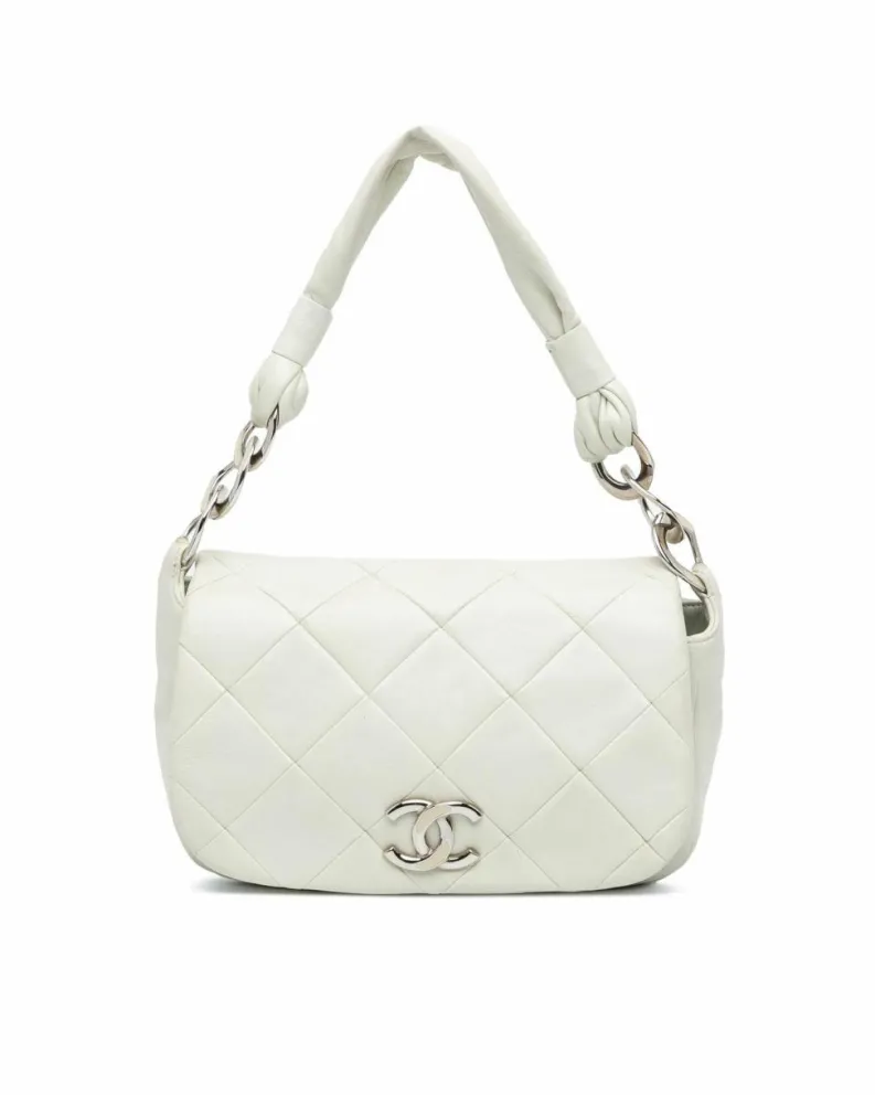 Shoulder Bags*Chanel Preloved Quilted Lambskin CC Flap Shoulder Bag with Interior Zip White