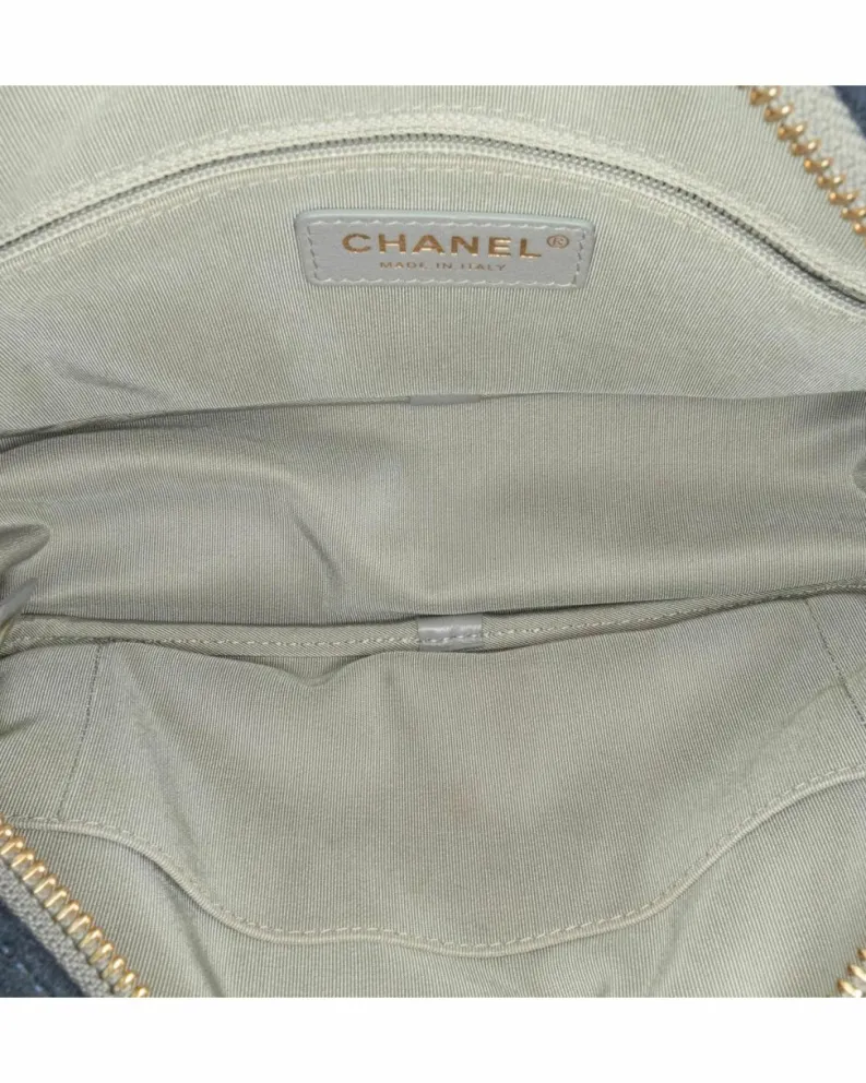 Shoulder Bags*Chanel Preloved Quilted Wool Shoulder Bag with Chain Straps and Multiple Blue