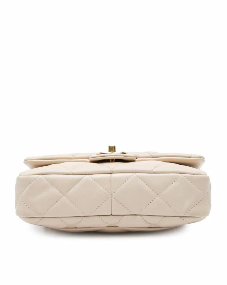 Shoulder Bags*Chanel Preloved Small Quilted Lambskin Flap Shoulder Bag with CC Twist-Lock Brown