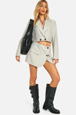 Up To 80% Off Winter Warmers|Suits & Tailoring*boohoo Premium Pinstripe Boxy Cropped Blazer stone
