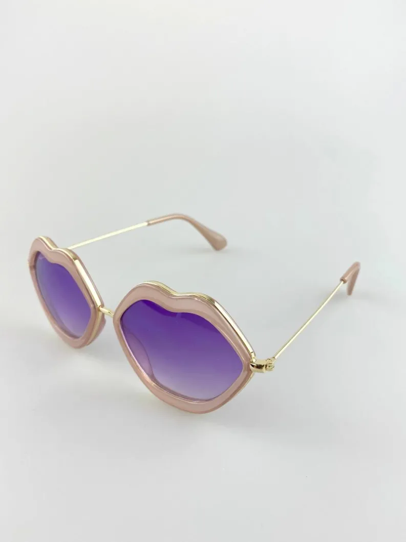Sunglasses*SVNX Ombre Lense Lips Sunglasses Purple