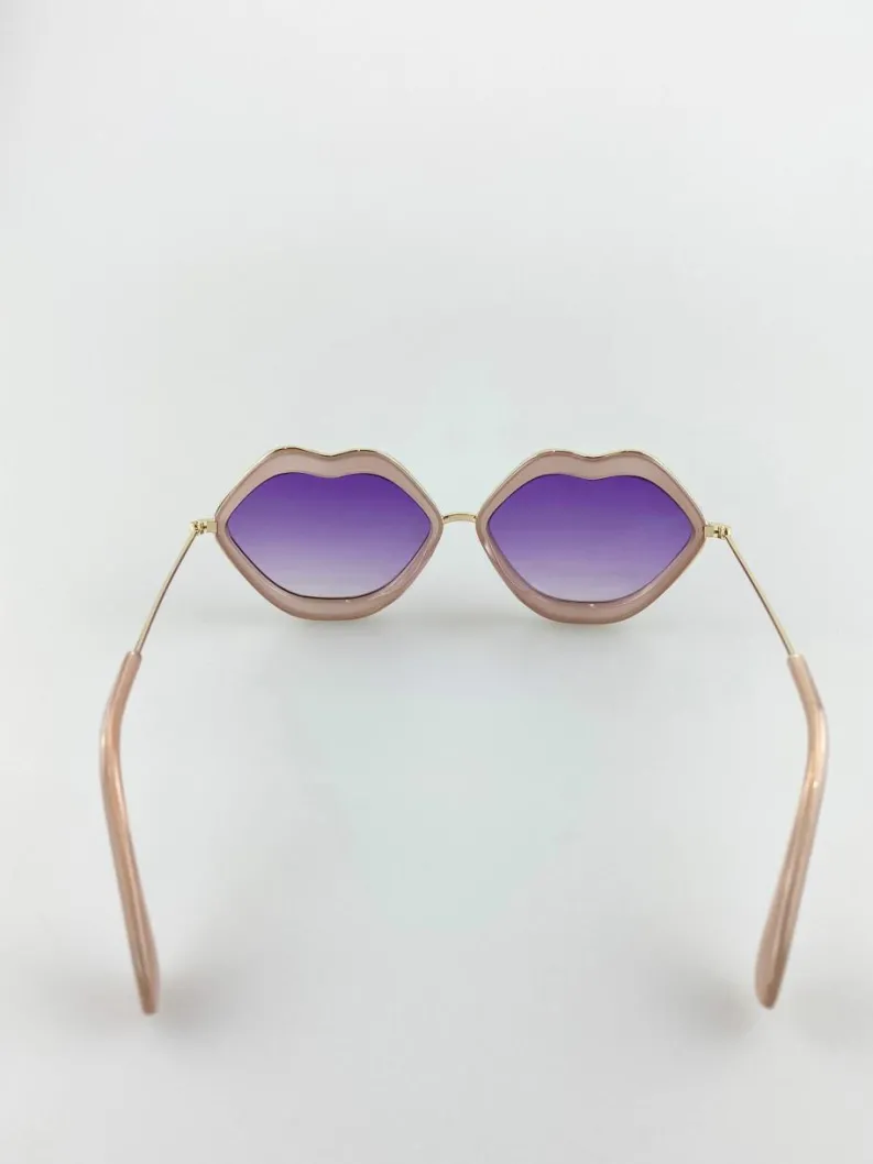 Sunglasses*SVNX Ombre Lense Lips Sunglasses Purple