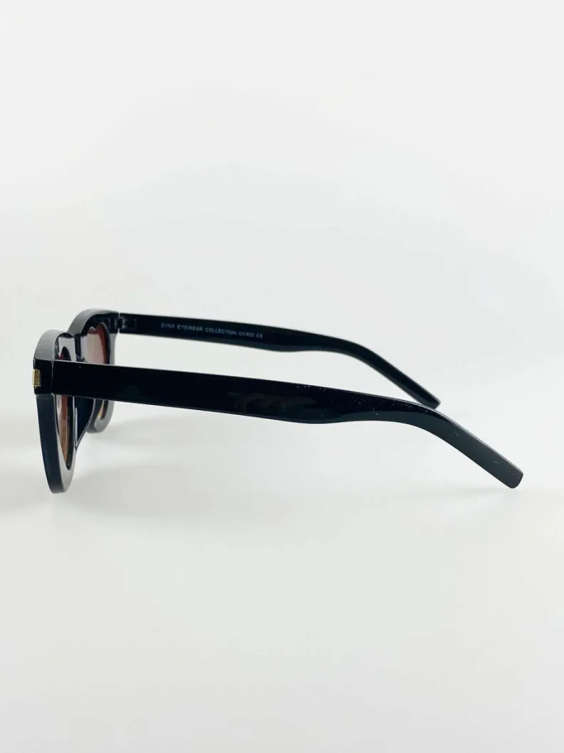 Sunglasses*SVNX Rectangle Frame Sunglasses with Heart Lenses Black