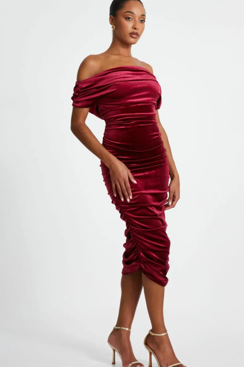 Midi Dresses*Quiz Velvet Ruched Midi Dress Red
