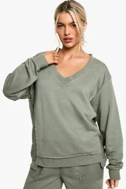 Sweatshirts|Hoodies & Sweatshirts*boohoo REVERSE LOOPBACK PANNELLED V NECK SWEATSHIRT sage