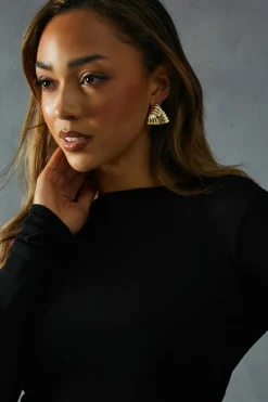 Earrings*MissPap Ribbed Triangle Stud Earrings gold