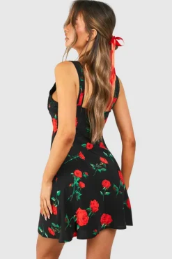 Cami Dresses*boohoo Rose Print Satin Slip Mini Dress black