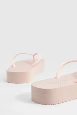 Sandals*boohoo Round Toe Platform Flip Flops baby pink