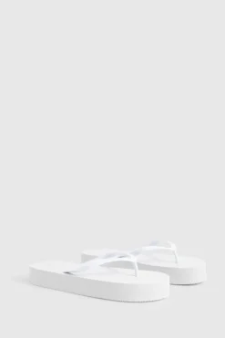 Sandals*boohoo Round Toe Platform Flip Flops white