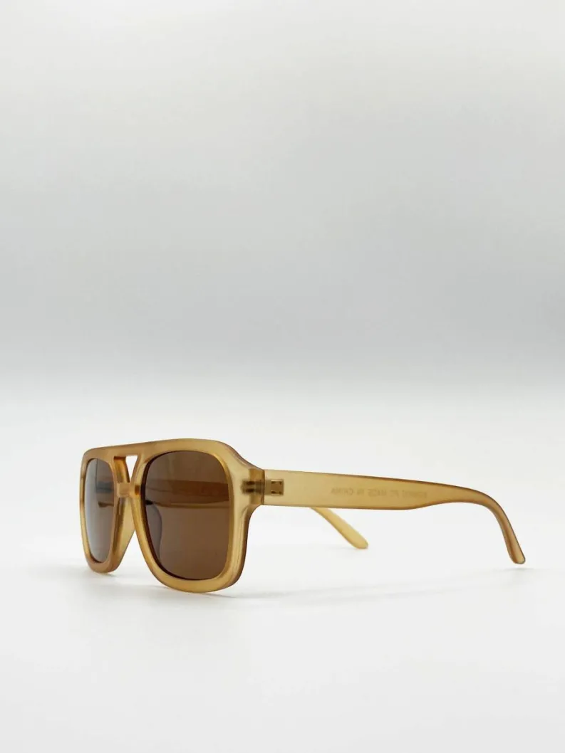 Sunglasses*SVNX 70's Navigator Sunglasses In Matte Sand Light Sand