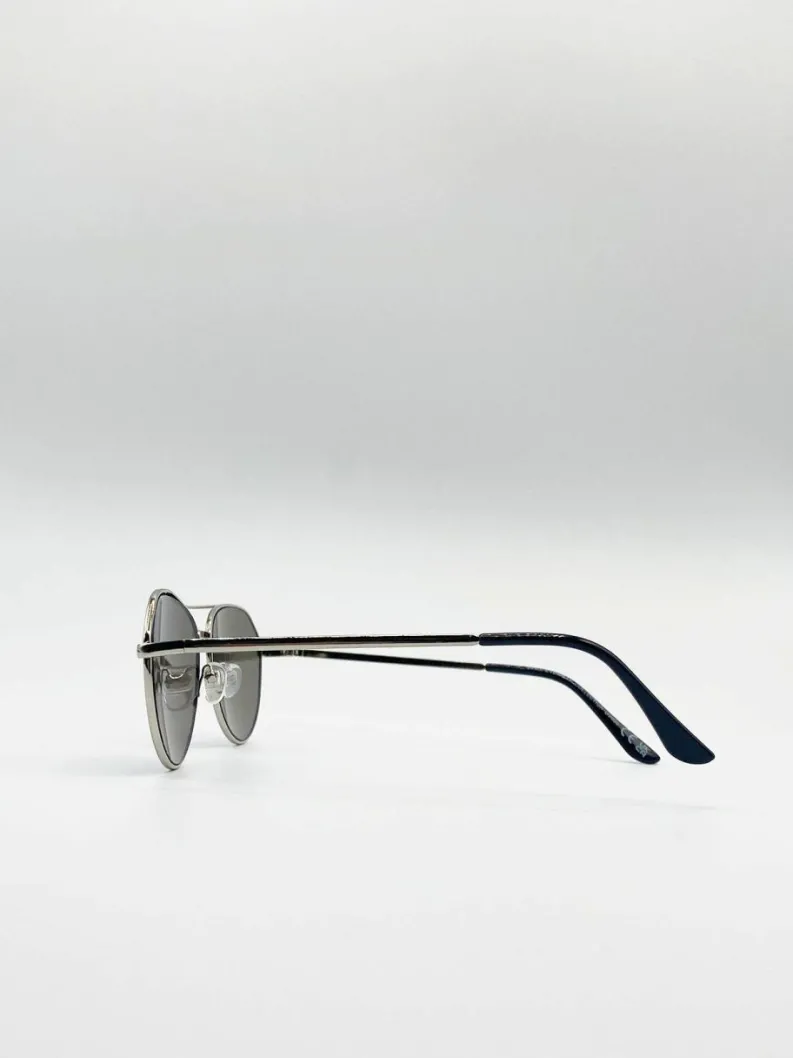 Sunglasses*SVNX Aviator Sunglasses With Blue Mirrored Lenses Silver