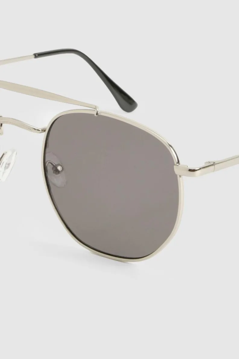 Sunglasses*boohoo Frame Aviator Sunglasses silver