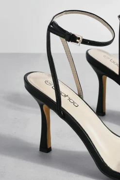 Heels*boohoo Skinny Strap Square Toe Barely There black