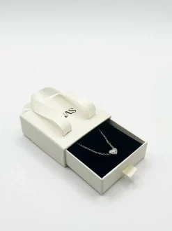 Necklaces*SVNX Small Heart Necklace in Silver