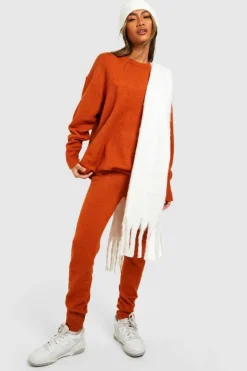 Knitted Co-Ords*boohoo Soft Knit Crew Neck Jumper & Trouser Co-ord rust