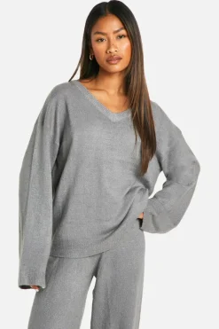 Knitted Co-Ords*boohoo Soft Knit V Neck Wide Leg Knitted Co-ord charcoal