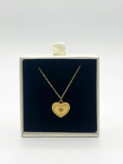 Necklaces*SVNX Sparkly Heart Necklace in Gold