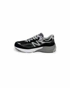 Trainers*New Balance Sporty Sneakers with Rubber Sole and Textile Lining Black