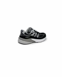 Trainers*New Balance Sporty Sneakers with Rubber Sole and Textile Lining Black