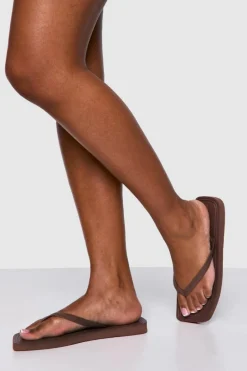 Sandals*boohoo Square Toe Flip Flops chocolate