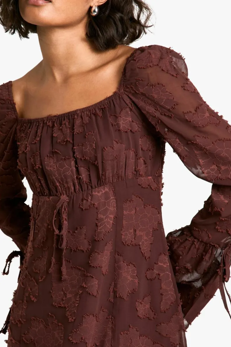 Skater Dresses*boohoo Tall Burnout Floral Flare Sleeve Shift Dress chocolate
